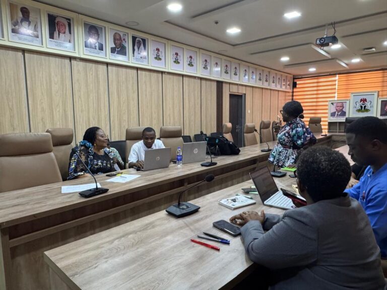 Hands on Training of PMS, uploading contracts and appraisals at the Federal Ministry of Justice