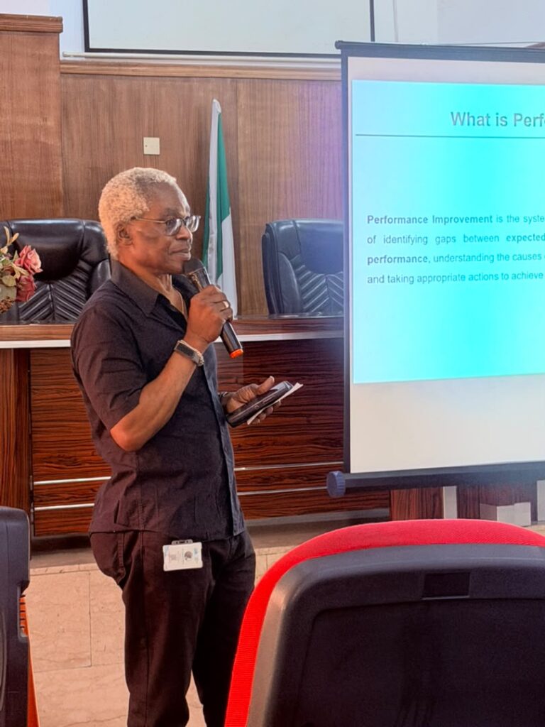 Dr. Benjamin Odeka, CEO Frandek Int'l Consulting facilitating Capacity Building/Mentorship Training at Ministry of Defence